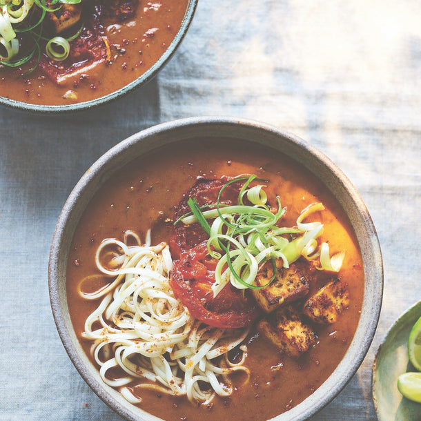 2 Bowls of Delicious Tofu Curry Ramen 