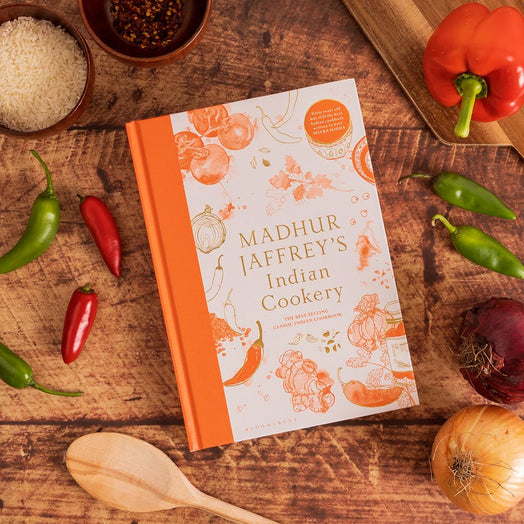 Madhur Jaffrey's Indian Cookery by Madhur Jaffrey